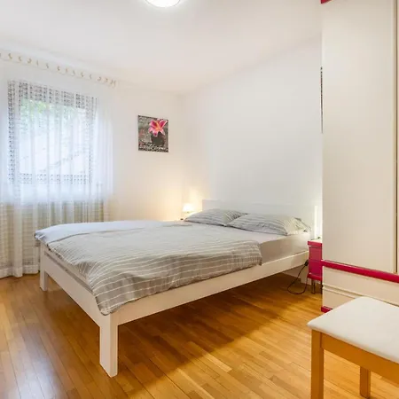 1 Bedroom Gorgeous In * Dekani
