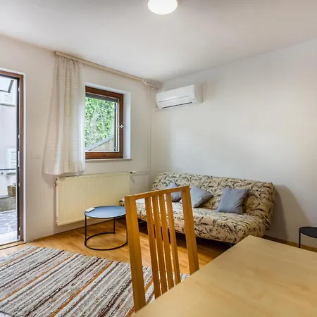 Lovely In With Wifi Apartma *