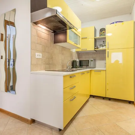 1 Bedroom Gorgeous In *